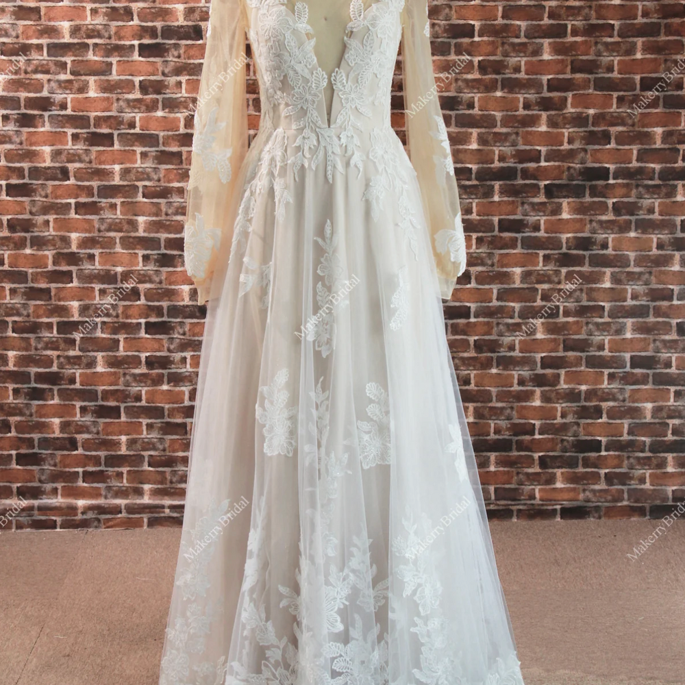 Elegant Princess Long-Sleeve A Line Lace Wedding Dress