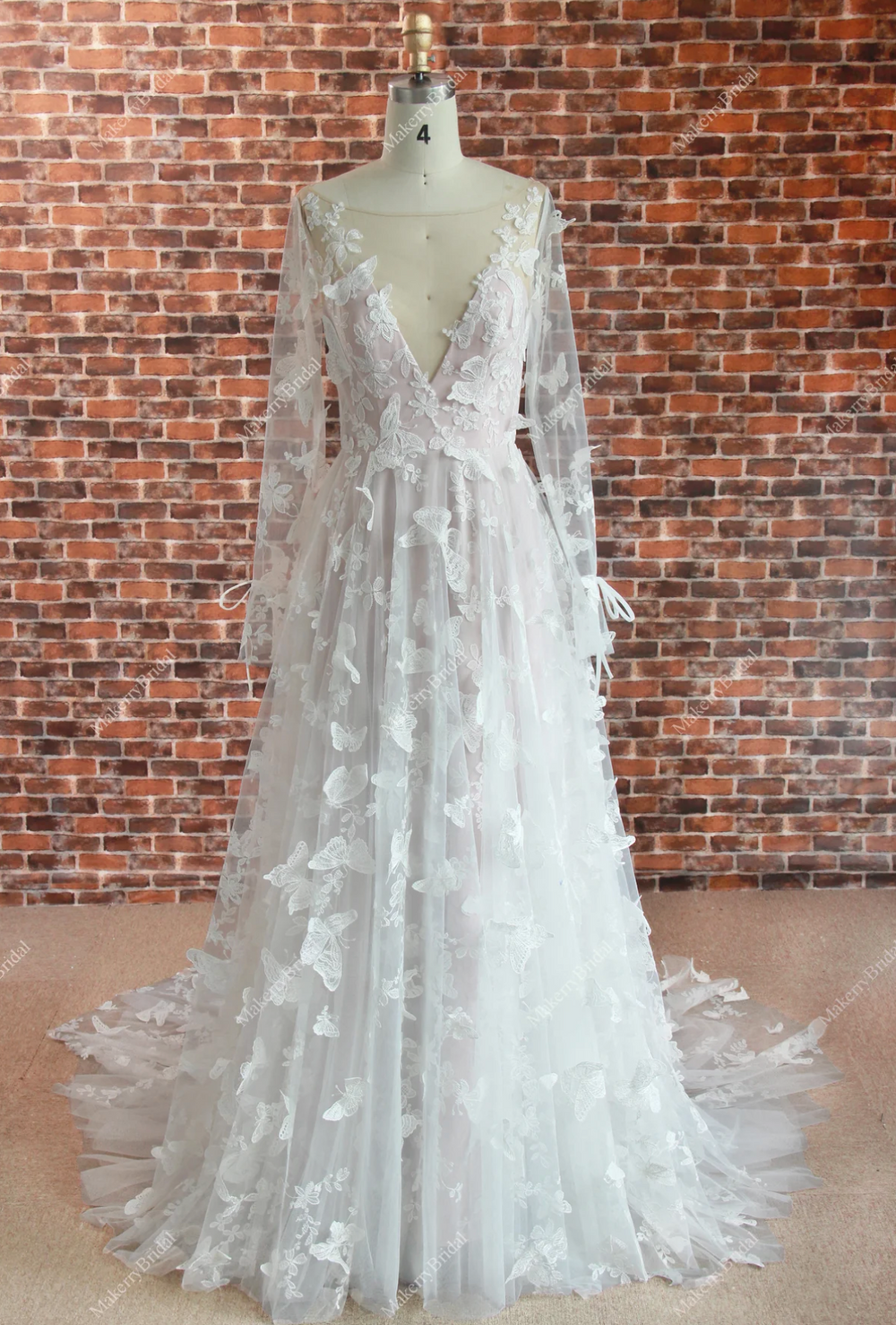 Romantic Boho Lace Butterfly Pattern Wedding Dress With Long Sleeves