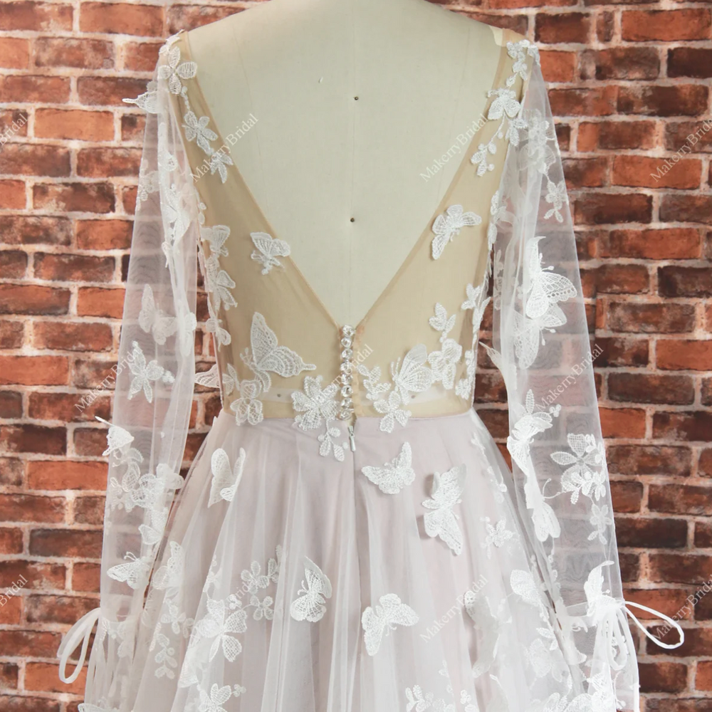 
                      
                        Romantic Boho Lace Butterfly Pattern Wedding Dress With Long Sleeves
                      
                    