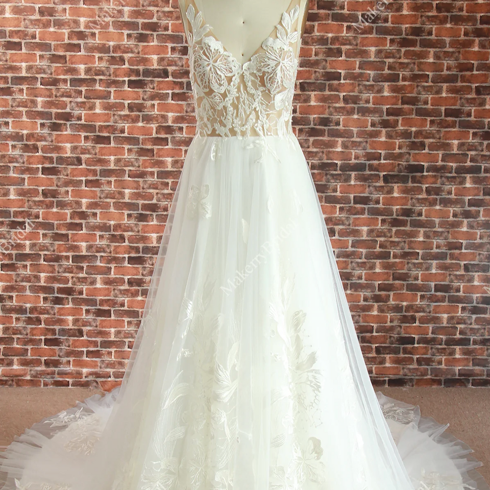 Dreamy Floral Lace Wedding Dress