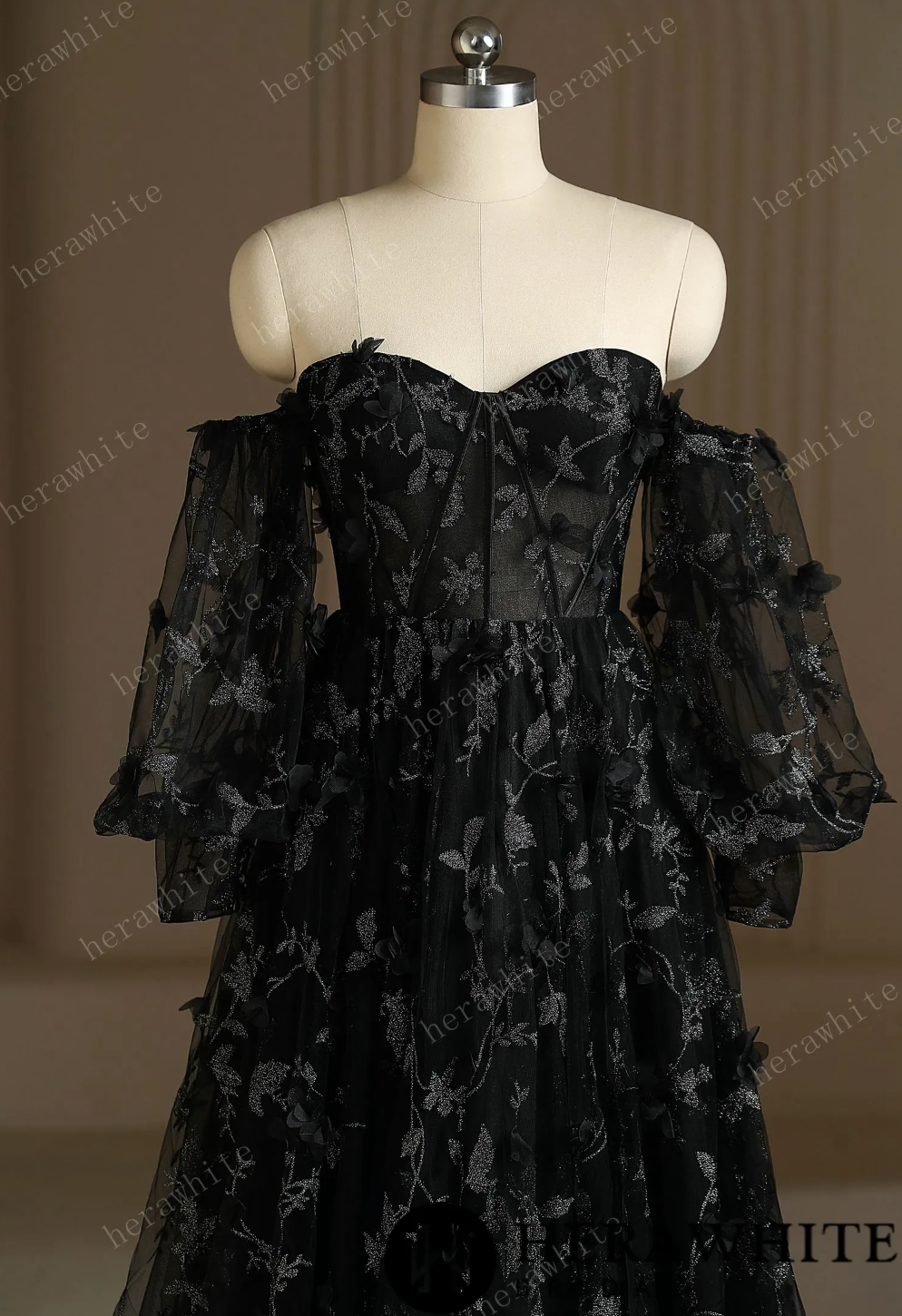 Luxury 3D Lace Appliqué Embroidery Detachable Sleeve Black Wedding Dress