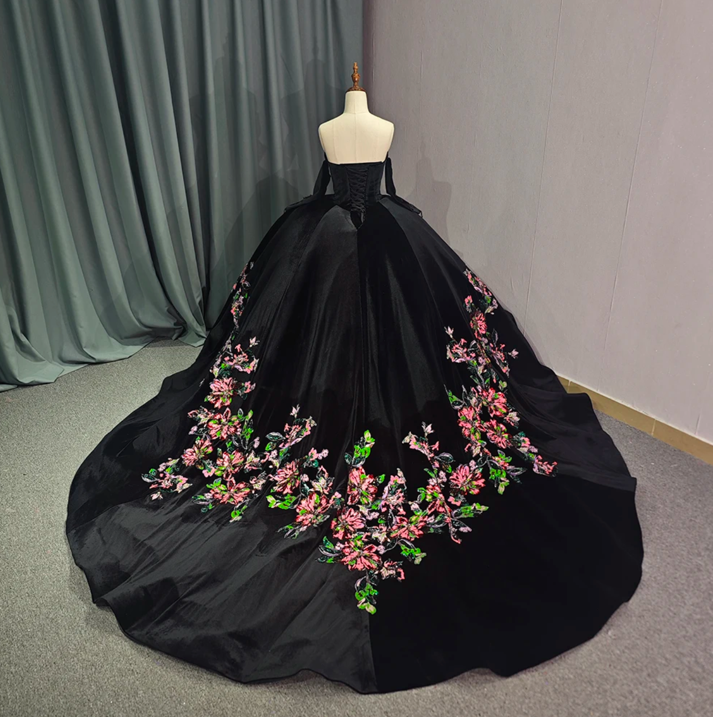 Black Off Shoulder Princess Quinceanera Dress