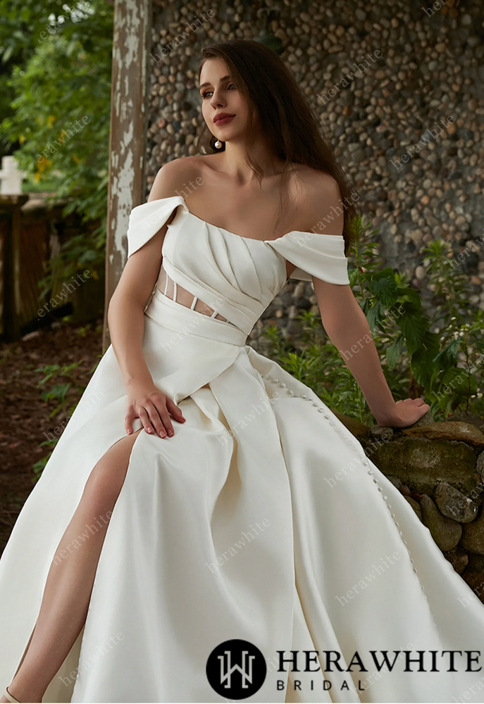 
                      
                        Modern Off Shoulder Grace Slit And Strapless Mikado Wedding Dress
                      
                    