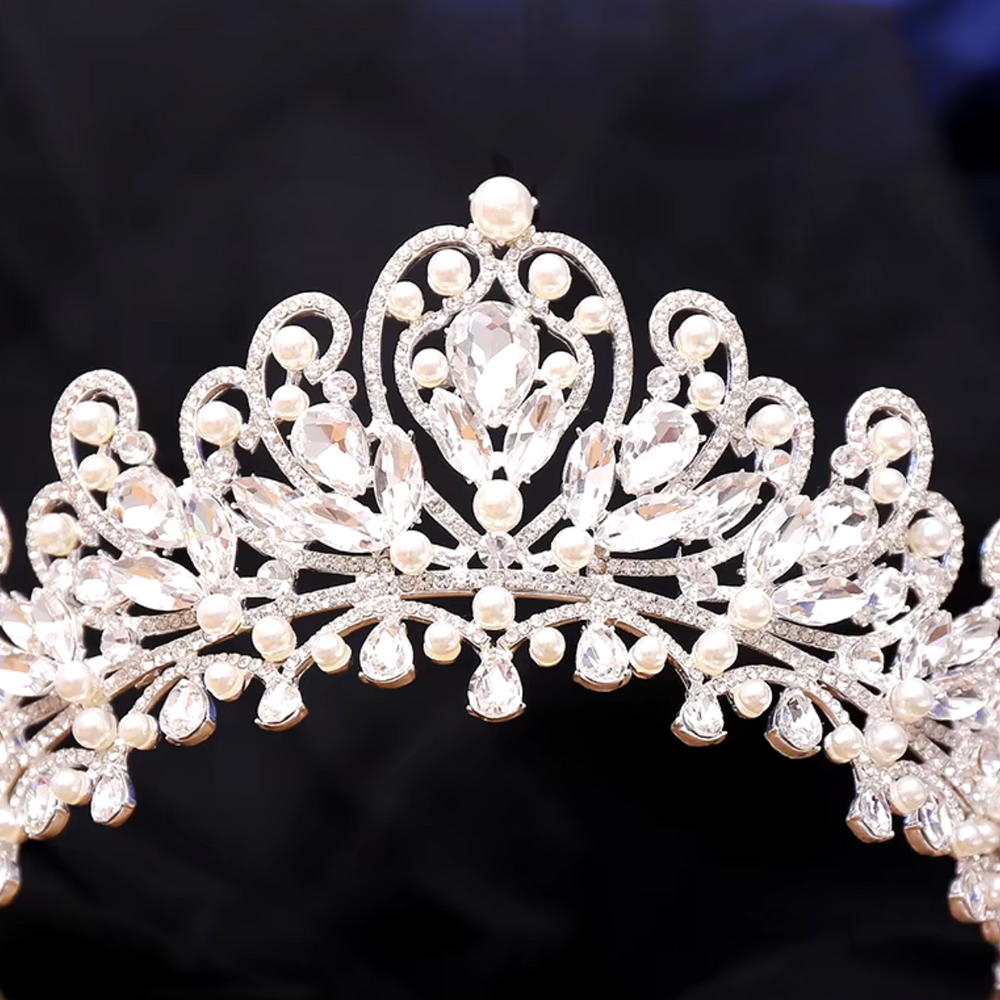 
                      
                        Pearl Royal Queen Crown Crystal Tiara
                      
                    