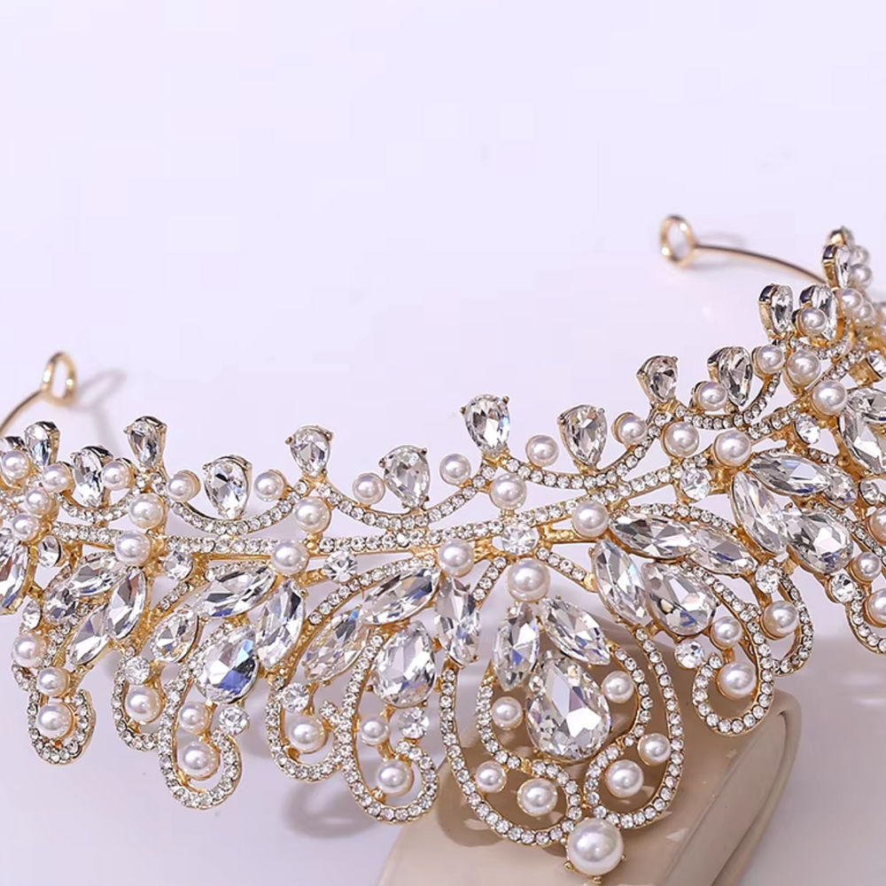 
                      
                        Pearl Royal Queen Crown Crystal Tiara
                      
                    