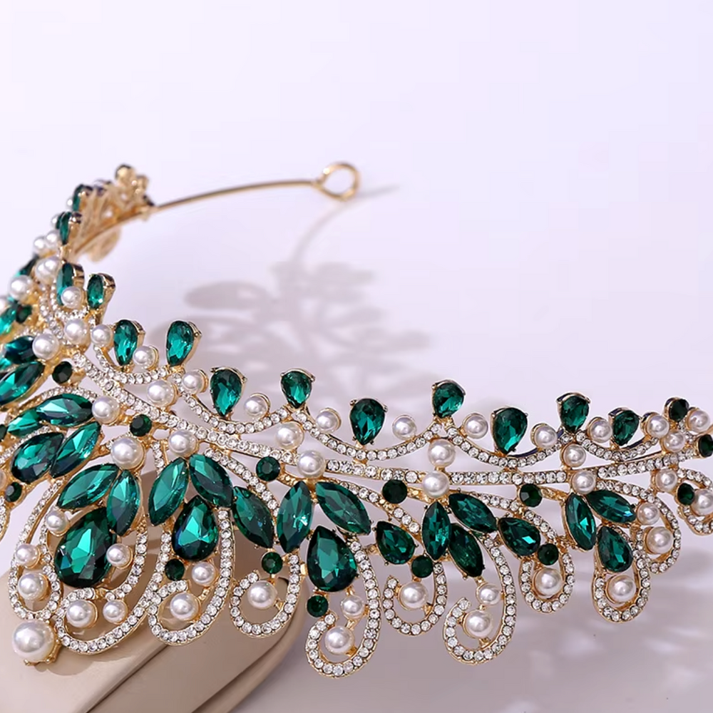 
                      
                        Pearl Royal Queen Crown Crystal Tiara
                      
                    