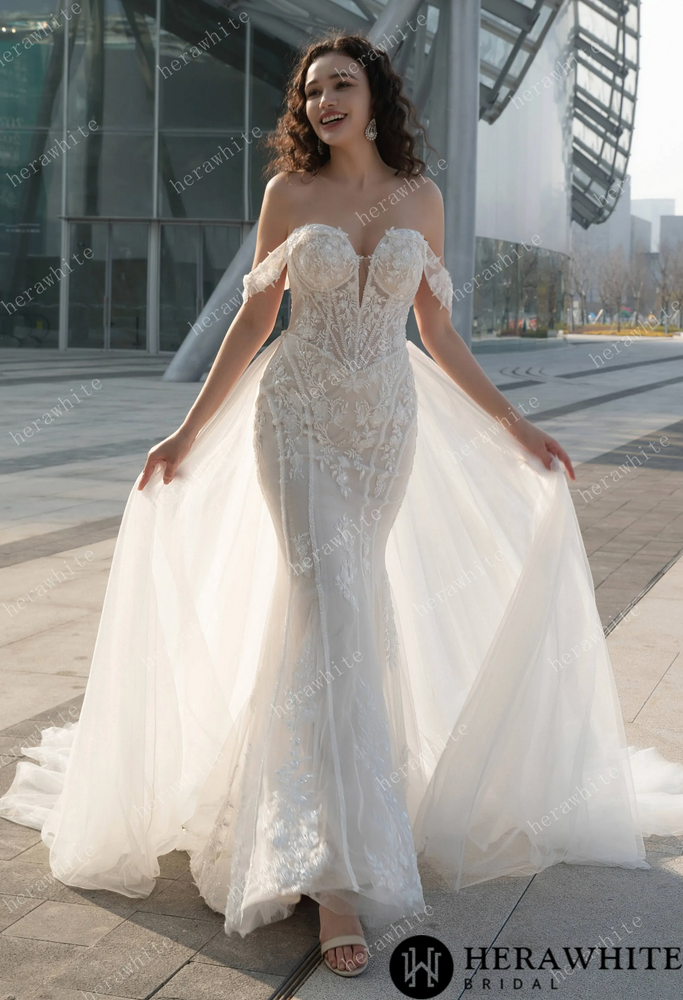 Enchanting Off-the-Shoulder Wedding Dress with Detachable Train – Lace Embroidery & Elegance Redefined