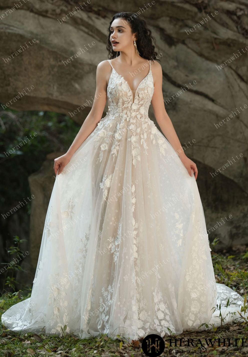 Enchanting V-Neck Lace Wedding Gown