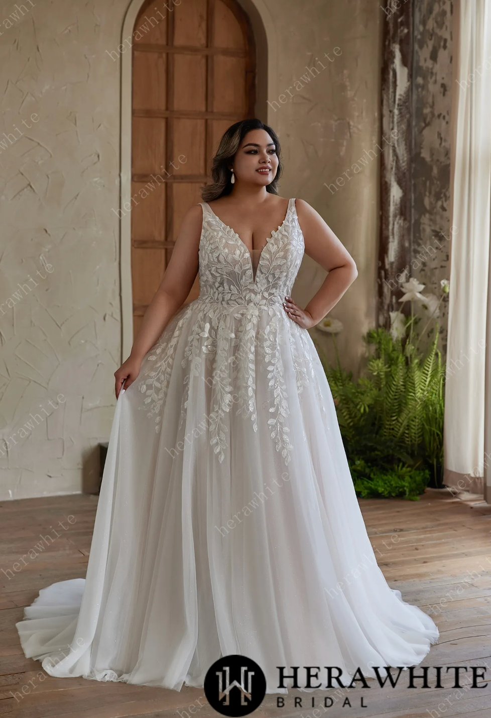 Exquisite Leaf Lace Tulle Wedding Dress with V Neckline