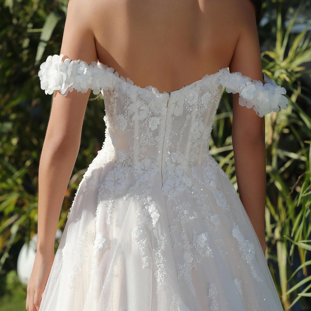 
                      
                        Elegant Floral Off-The-Shoulder A-Line Wedding Gown
                      
                    