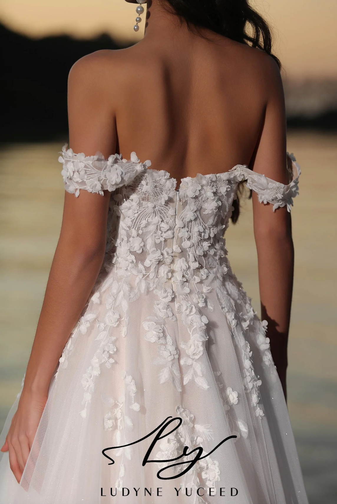 Fairy-like Off-The-Shoulder 3D Floral Wedding Dress