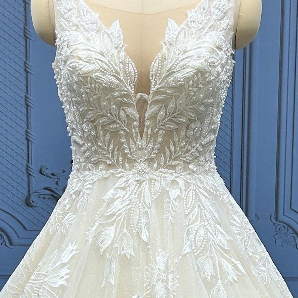 
                      
                        Beaded Plus Size A Line Ball Gown Wedding Dress
                      
                    