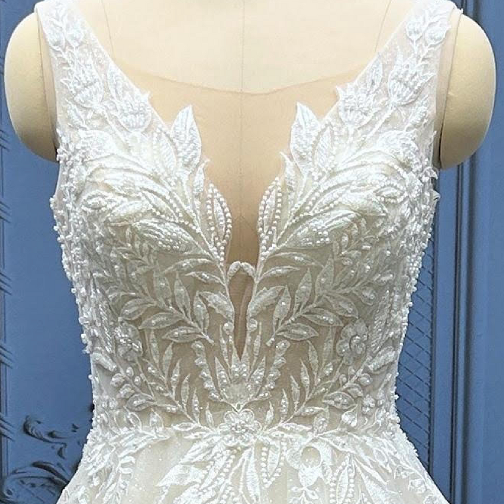 
                      
                        Beaded Plus Size A Line Ball Gown Wedding Dress
                      
                    