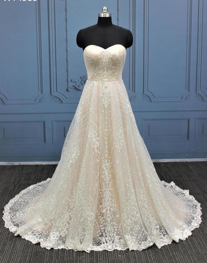 A-Line Sweetheart Tulle Lace Wedding Bridal Gown