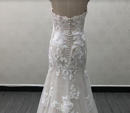 Load image into Gallery viewer, Lace Sleeveless Mermaid Trumpet Tulle Wedding Bridal Gown
