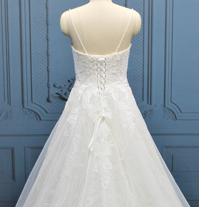 Load image into Gallery viewer, Beaded Lace A Line Wedding Bridal Gown
