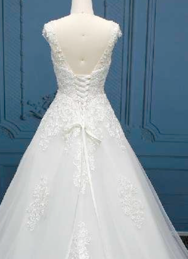 
                      
                        Embellished Beaded Lace A Line Wedding Bridal Gown
                      
                    