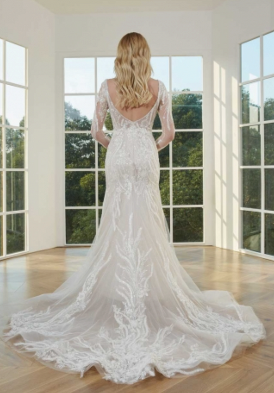 Dramatic v-neck tulle wedding gown with beaded lace detail