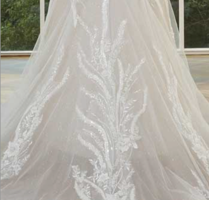 
                      
                        Beaded Lace Illusion Sleeve Deep Plunging V Neckline Tulle Bridal Wedding Gown
                      
                    