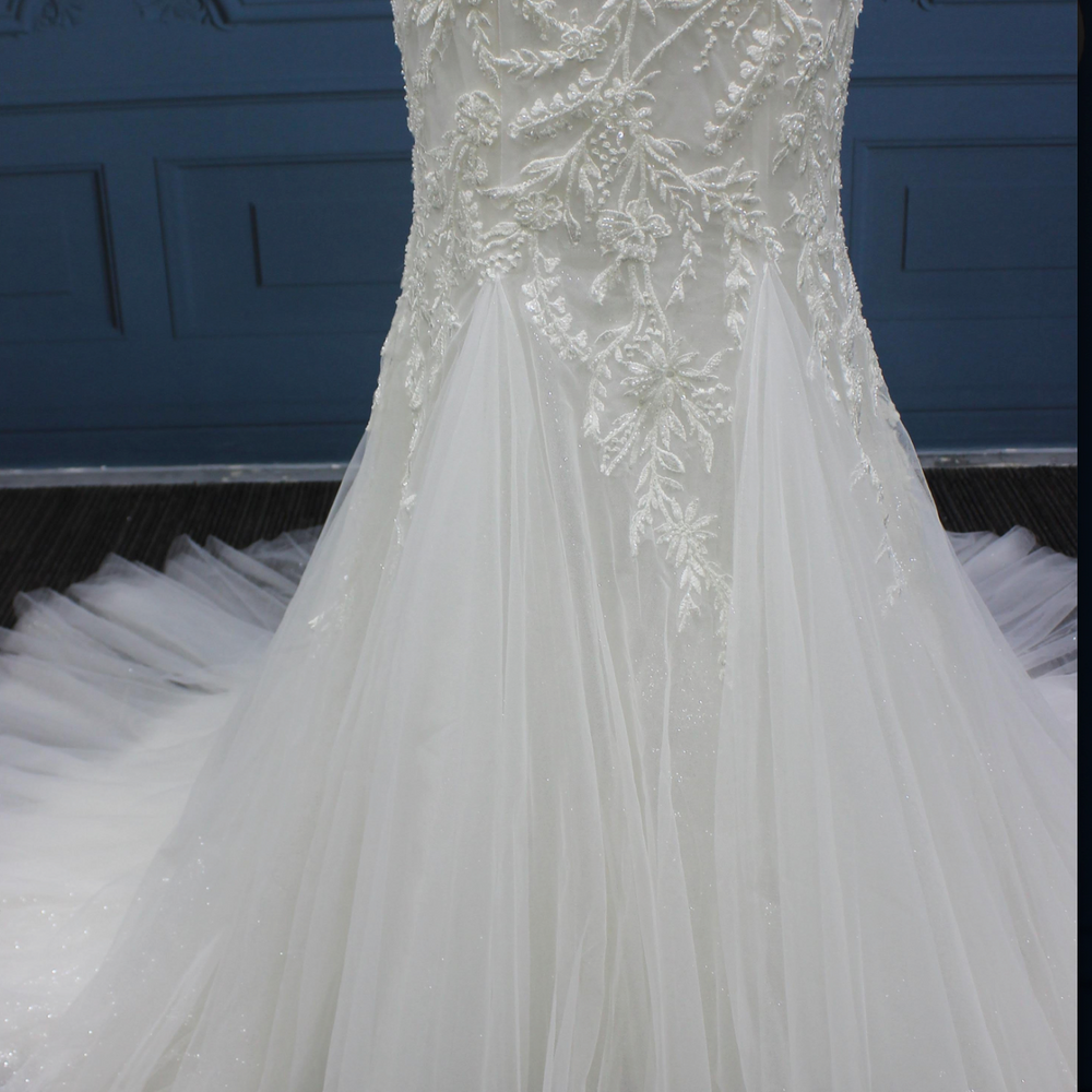 
                      
                        Sleeveless Beaded Lace Tulle Mermaid Fitted Bridal Wedding Gown
                      
                    