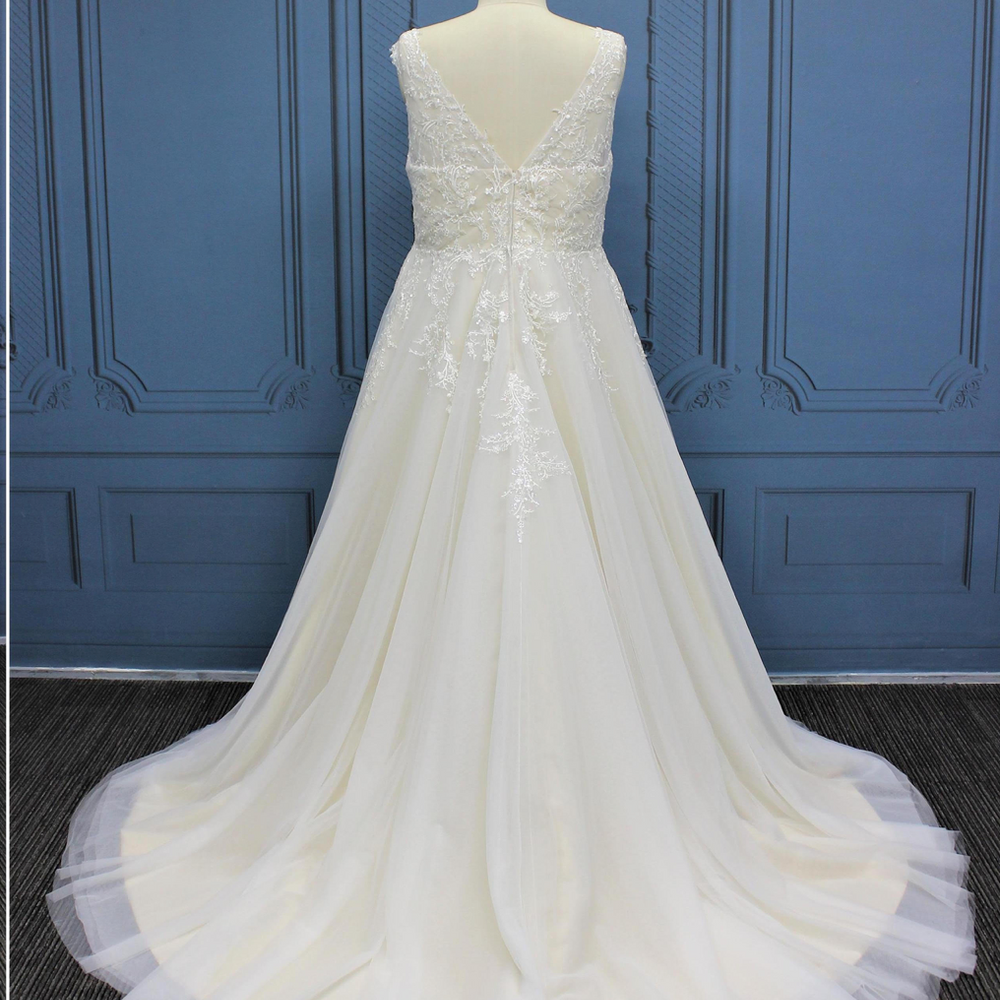 Timeless A Line Lace Plus Size Bridal Gown