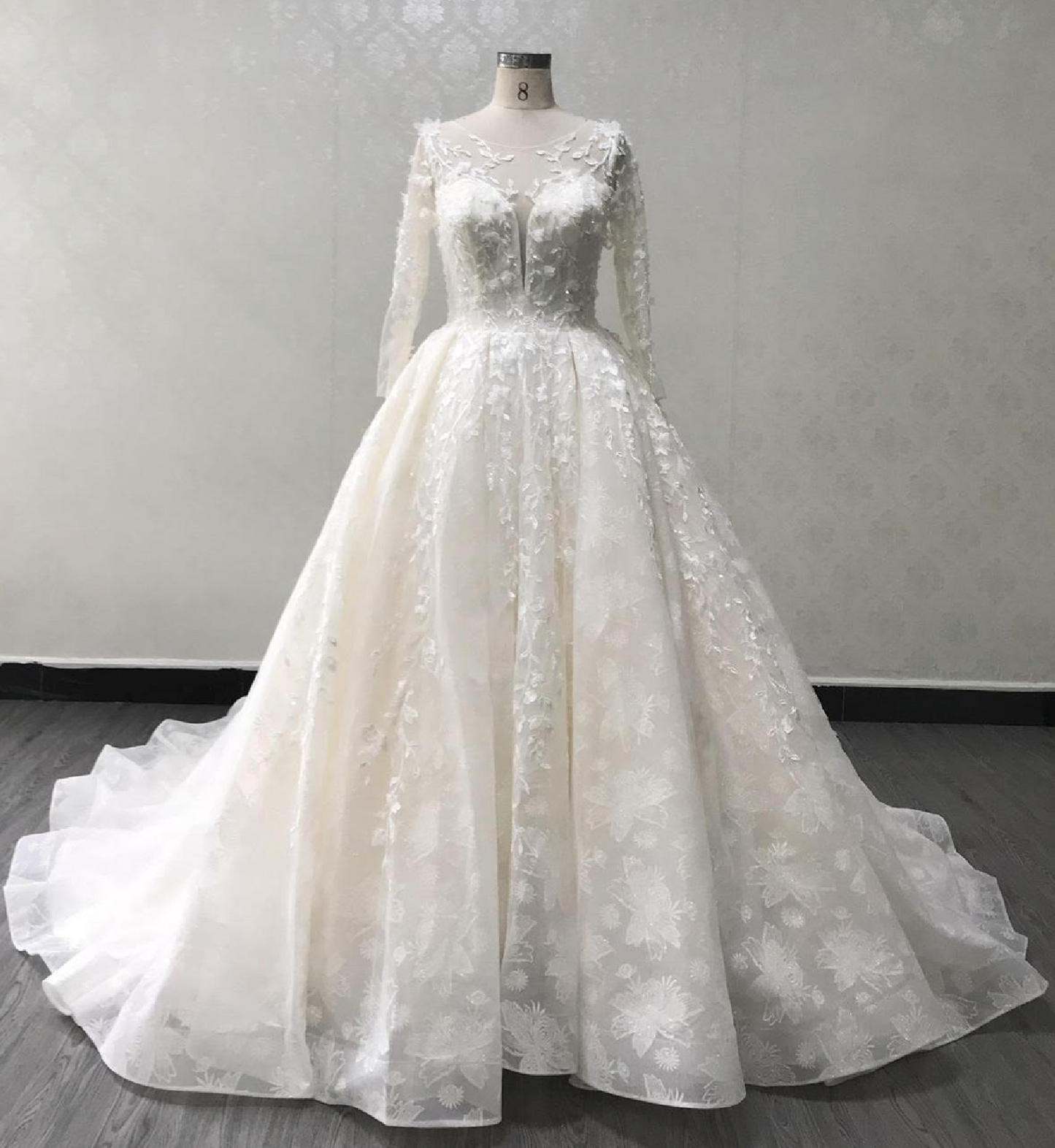 Illusion 3D Lace Pleated Skirt Bridal Gown Long Sleeve Wedding Dress