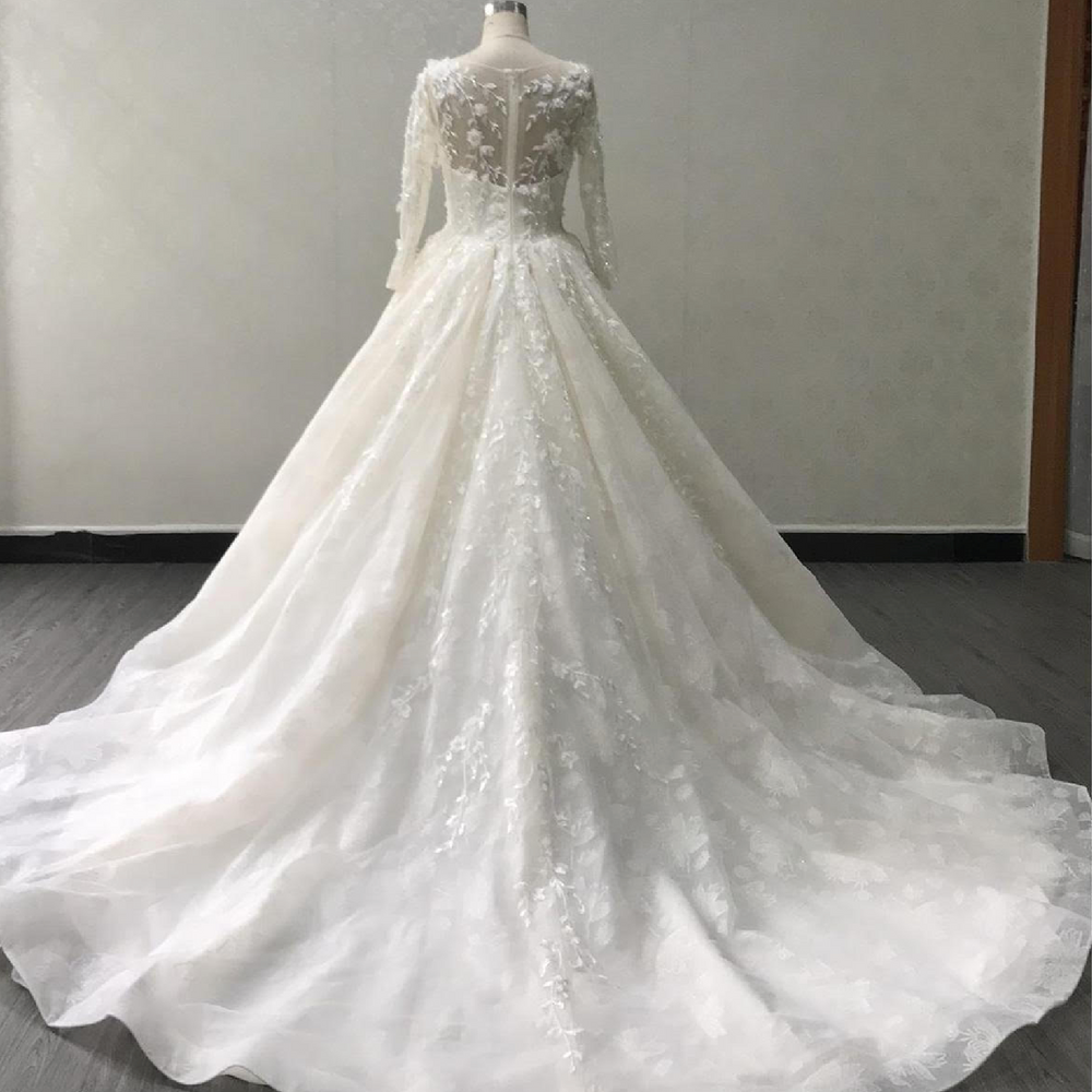 
                      
                        Illusion 3D Lace Pleated Skirt Bridal Gown Long Sleeve Wedding Dress
                      
                    