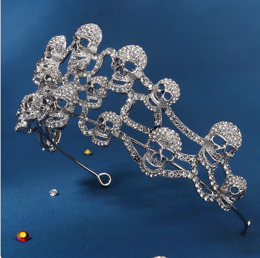 
                      
                        Crystal Skull Halloween Tiaras Crowns For Women Rhinestone Hair Accessory
                      
                    