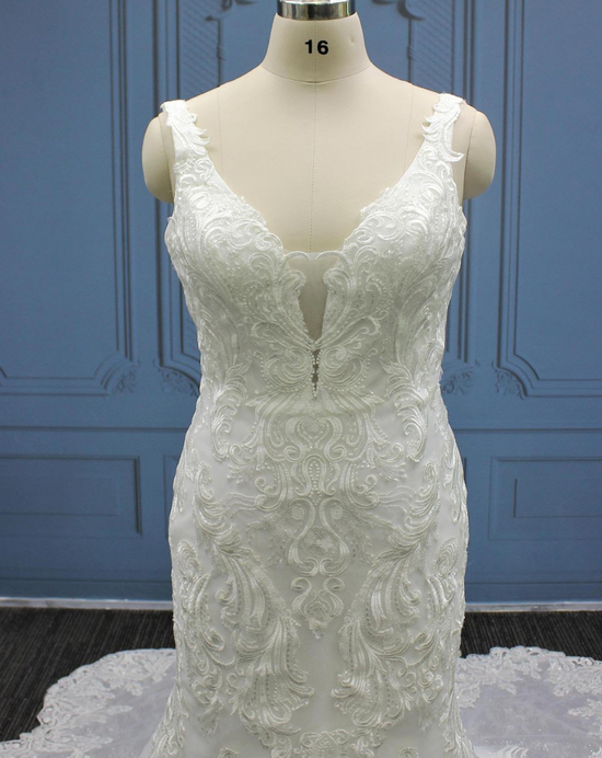 Scalloped Lace Sleeveless Bridal Wedding Dress