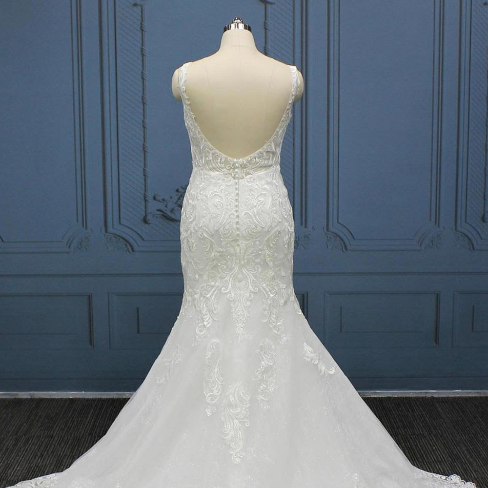 
                      
                        Scalloped Lace Sleeveless Bridal Wedding Dress
                      
                    