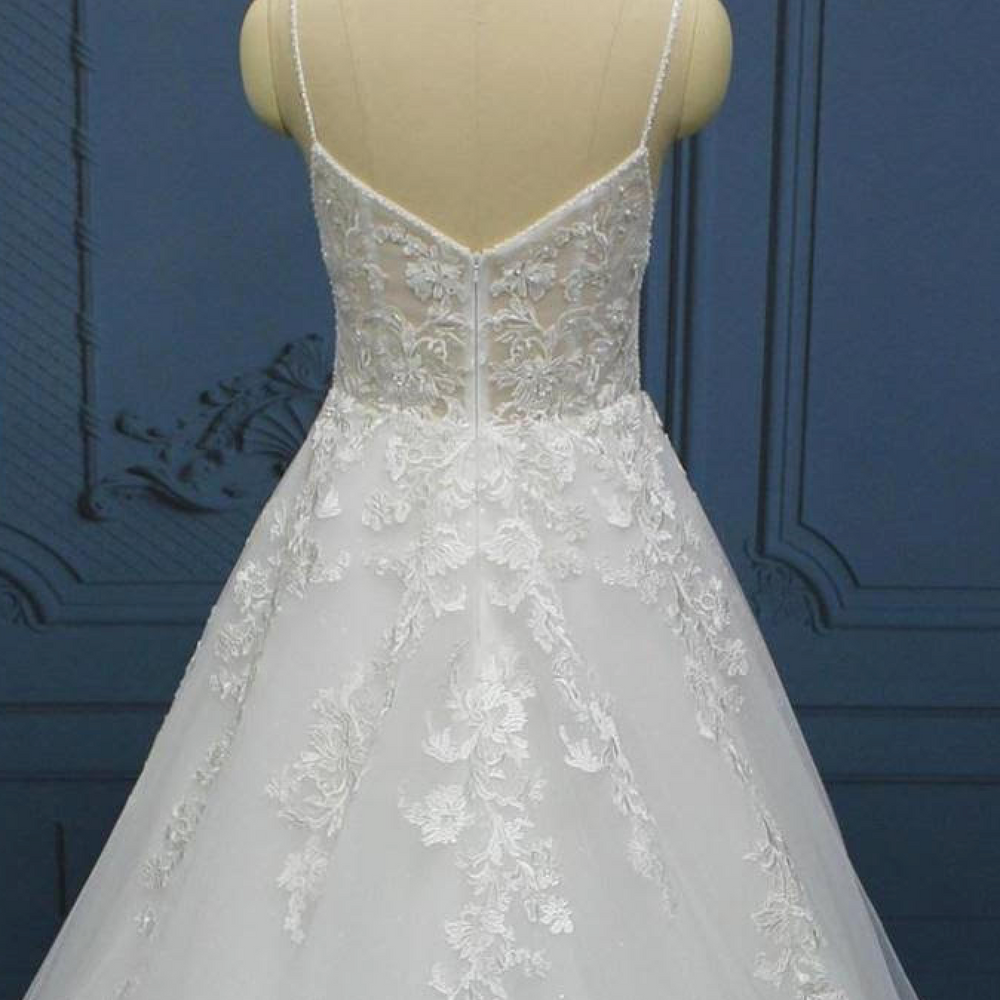 
                      
                        V Plunge A Line Tulle Lace Wedding Dress from Tulle Lux Bridal Crowns & Accessorires
                      
                    