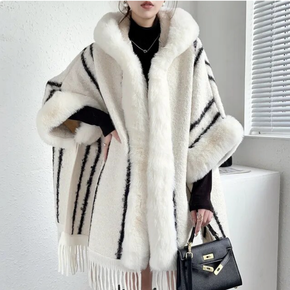 
                      
                        Faux Rabbit Fur Collar Ladies Winter Plush Thick Shawl Hooded Tassel Poncho
                      
                    