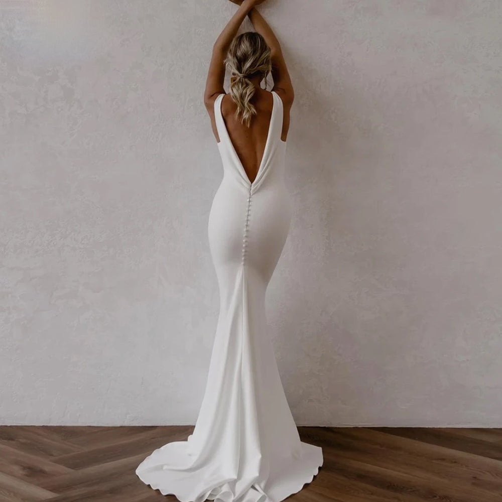 
                      
                        Deep V Neck Crepe Detachable Train Mermaid Wedding Dress Open Back Bridal Gown
                      
                    