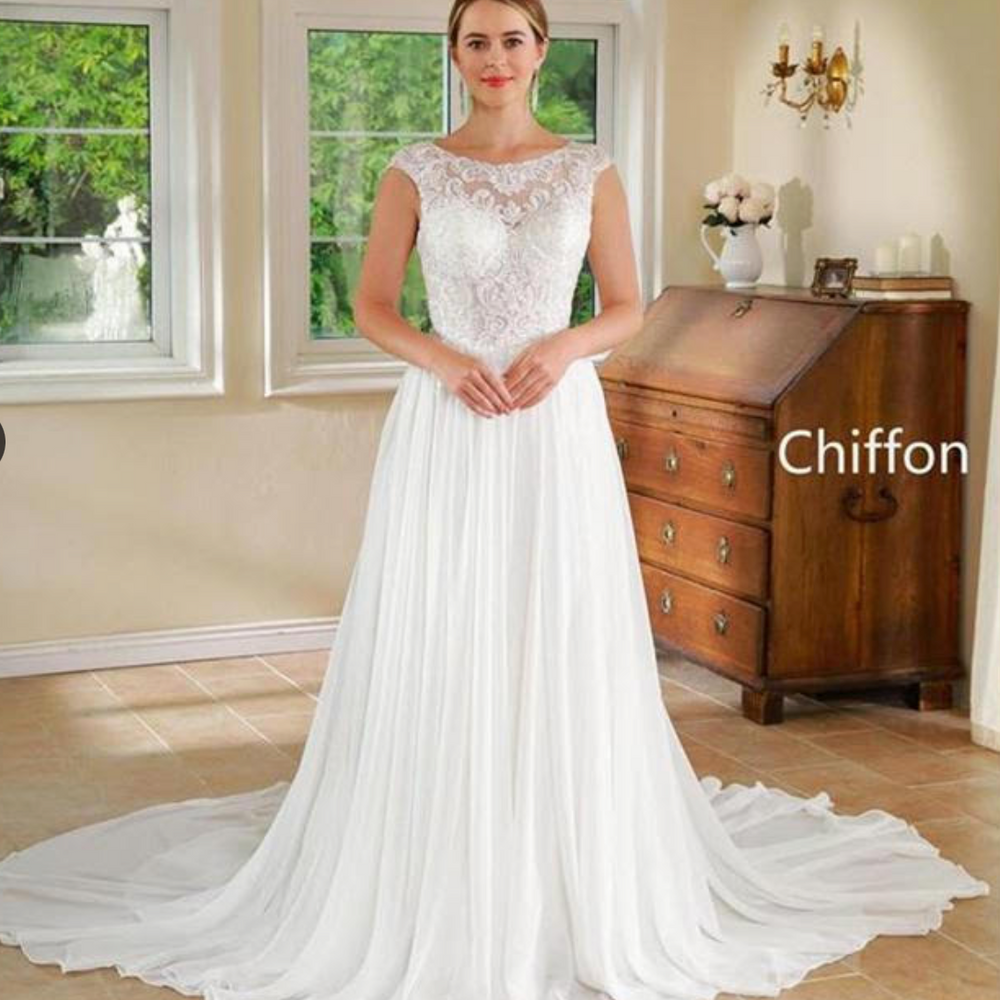 Chiffon Fit & Flare Bridal Lace Wedding Gown