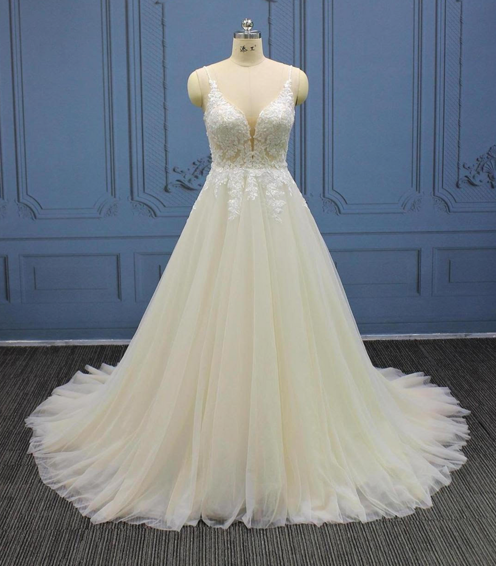 Tulle Garden Party Lace A Line Bridal Gown