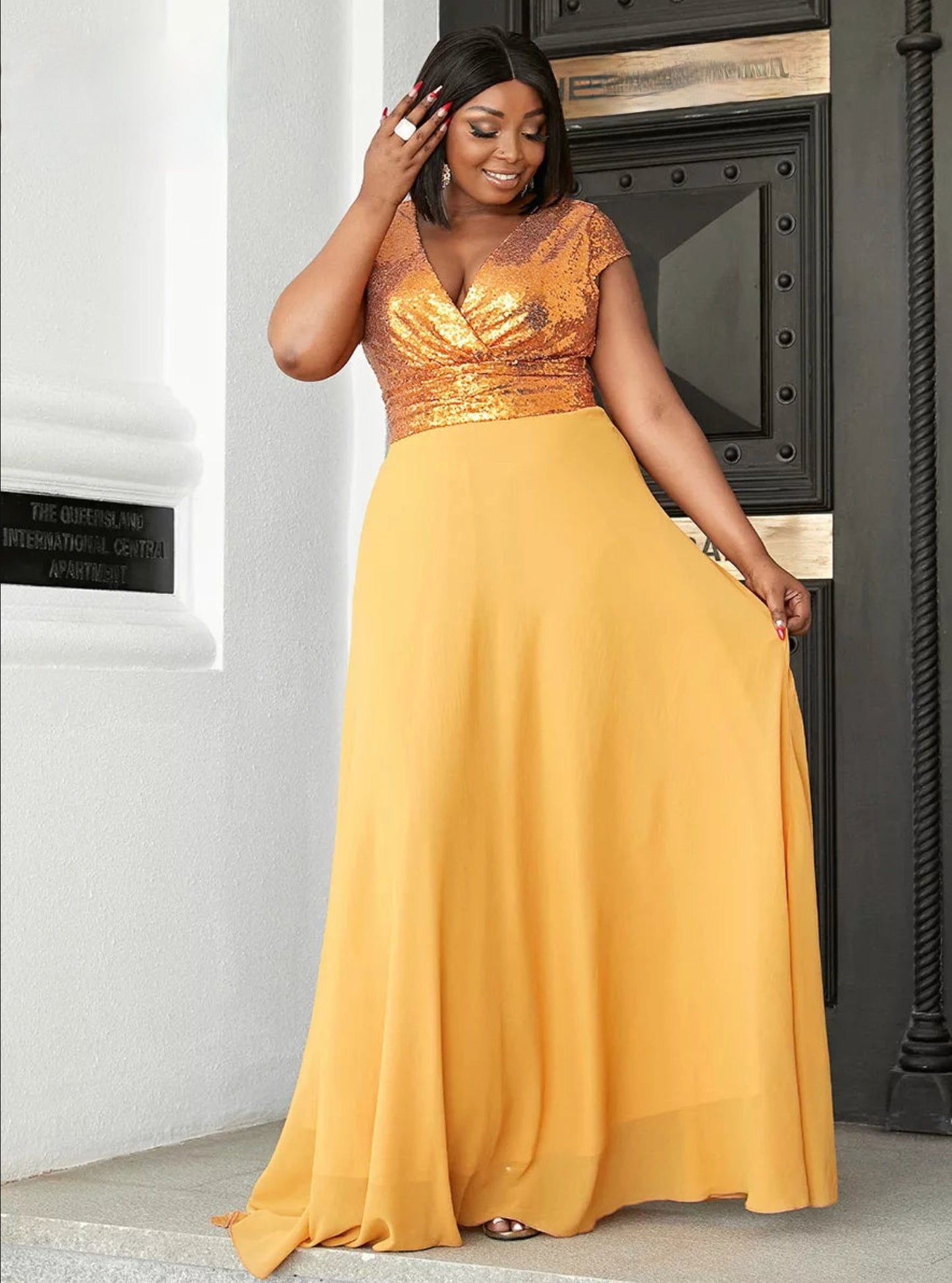 Yellow Sequin Plus Size Evening Dress Sleeveless Chiffon A-line Party Gown