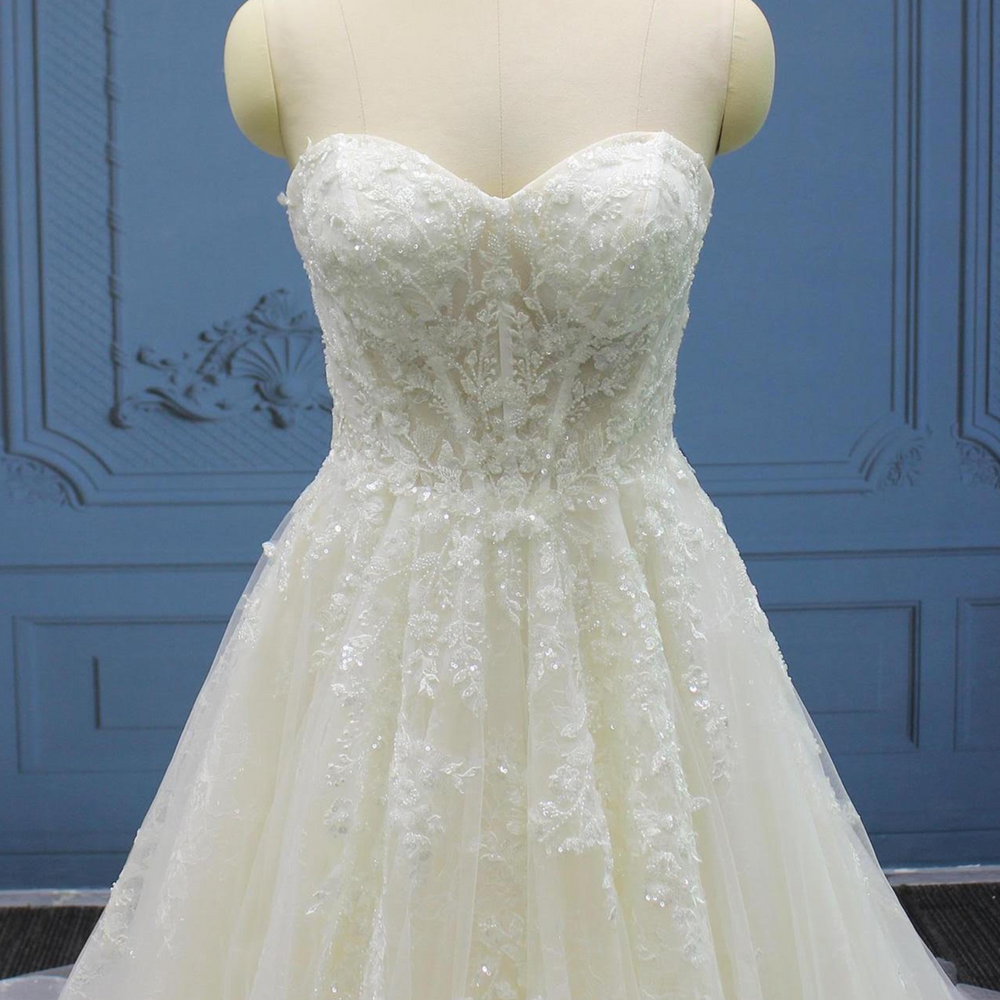 
                      
                        Beaded Sweetheart Sleeveless A Line Bridal Wedding Gown
                      
                    