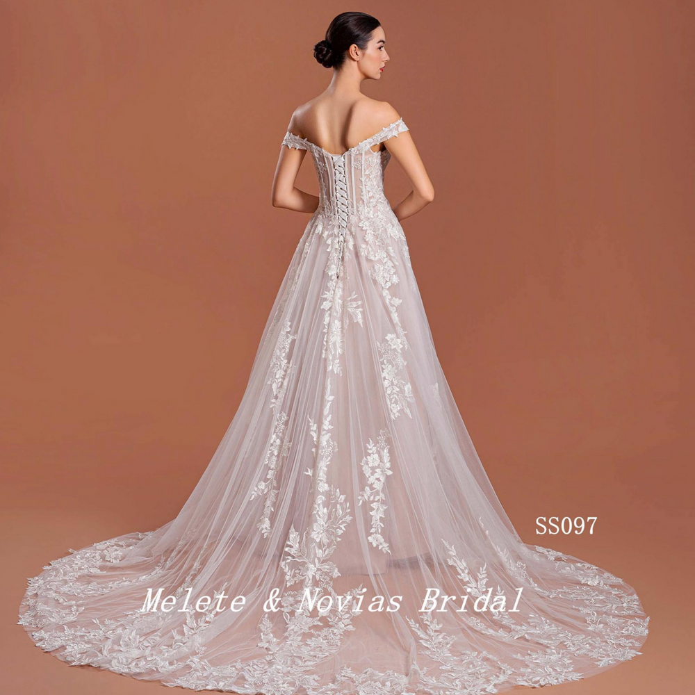 Traditional A Line Lace Tulle Bridal Wedding Dress