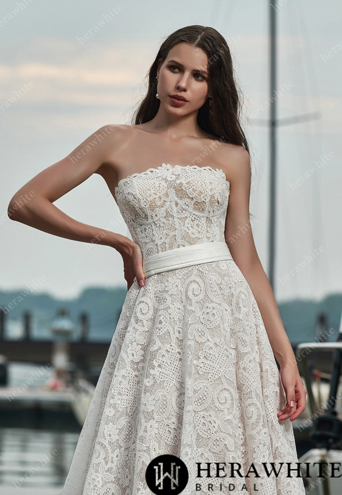 
                      
                        Strapless Lace Wedding Dress with Belt and Detachable Bow
                      
                    