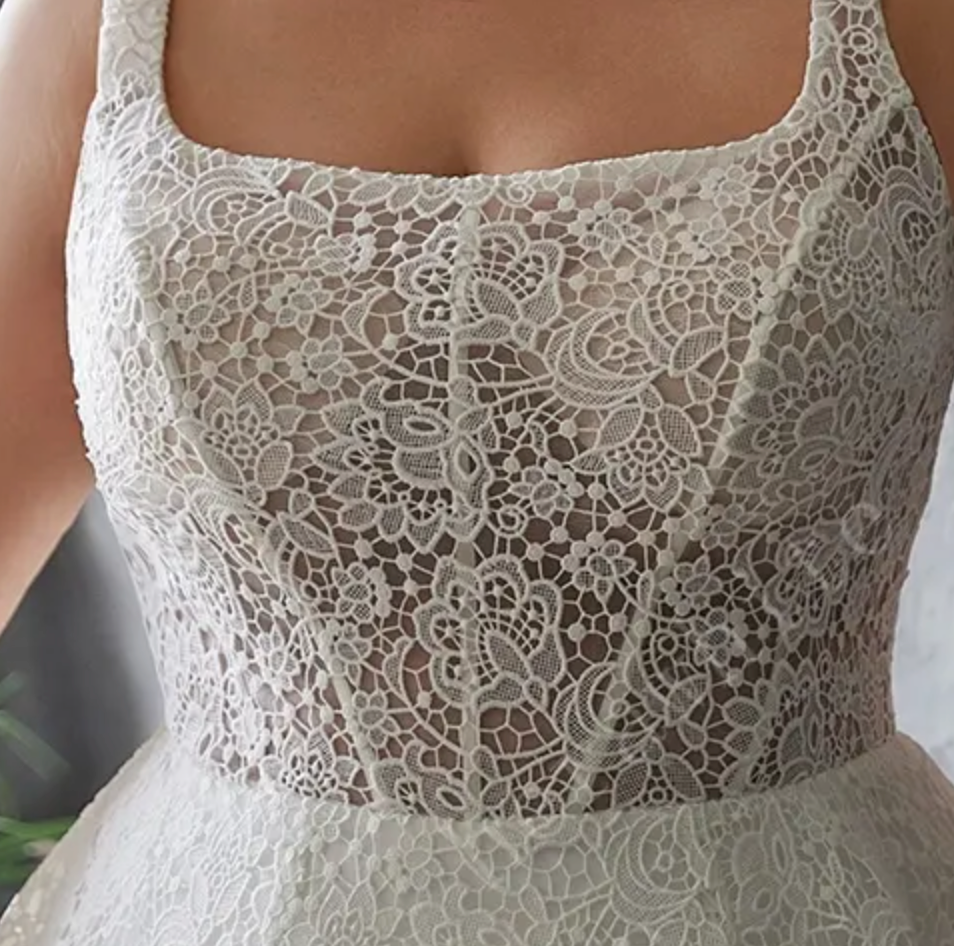 
                      
                        Effortless Grace – Full Lace A-Line Gown with Classic Charm
                      
                    