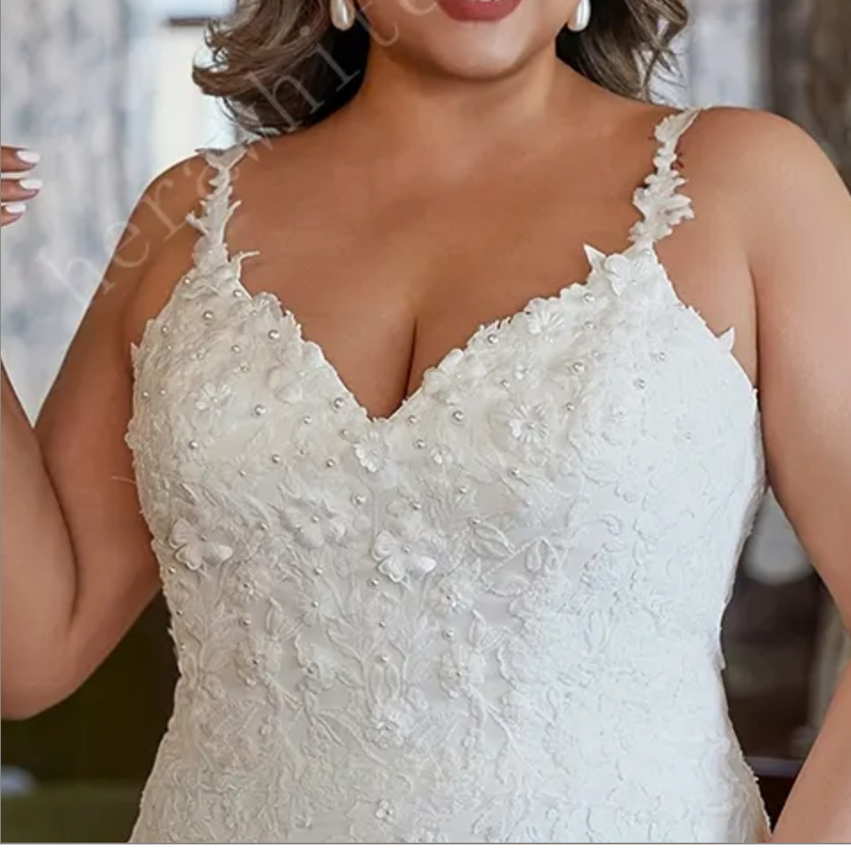 V-Neck Straps Grace Wedding Dress Featuring Appliques Tulle