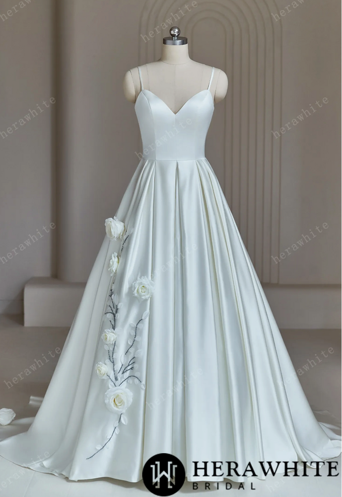 
                      
                        Sophisticated A-Line Wedding Dress With Spaghetti Straps
                      
                    