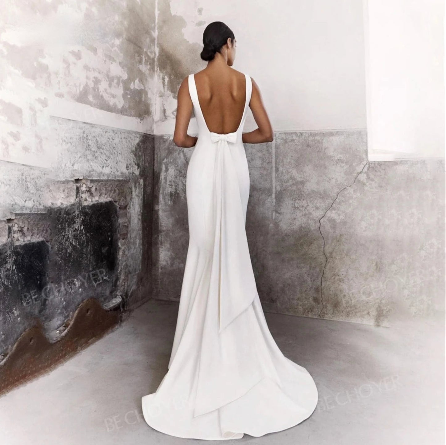 Sleeveless Satin Mermaid Wedding Dress Backless Bridal Gown