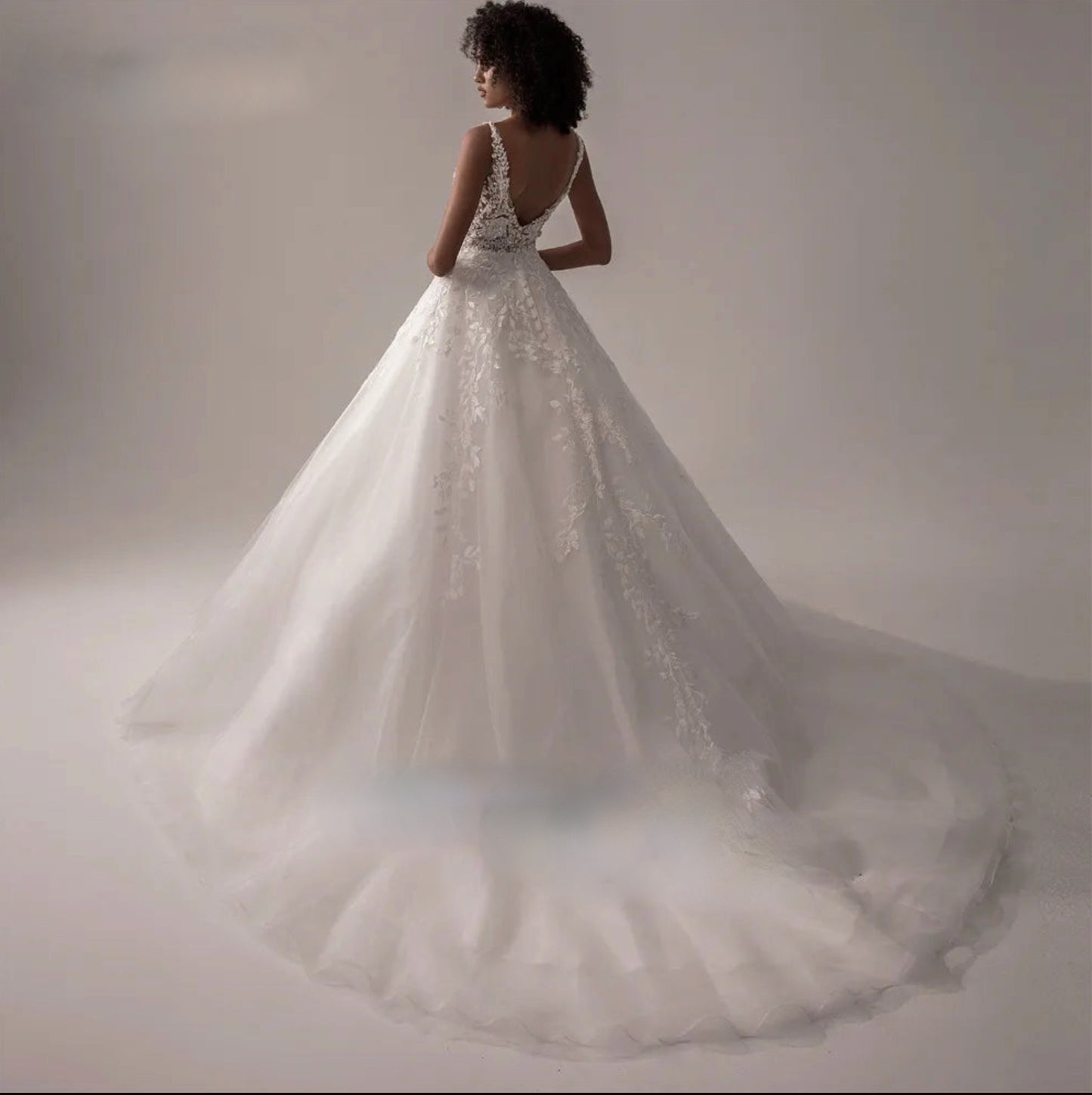 Romantic Lace Tulle Boho Sleeveless A Line Wedding Dresses Bridal Gown