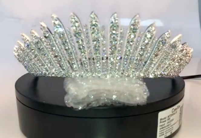 
                      
                        Beauty Pageant Tiara Crown Clear Crystals  Hair Accessory
                      
                    