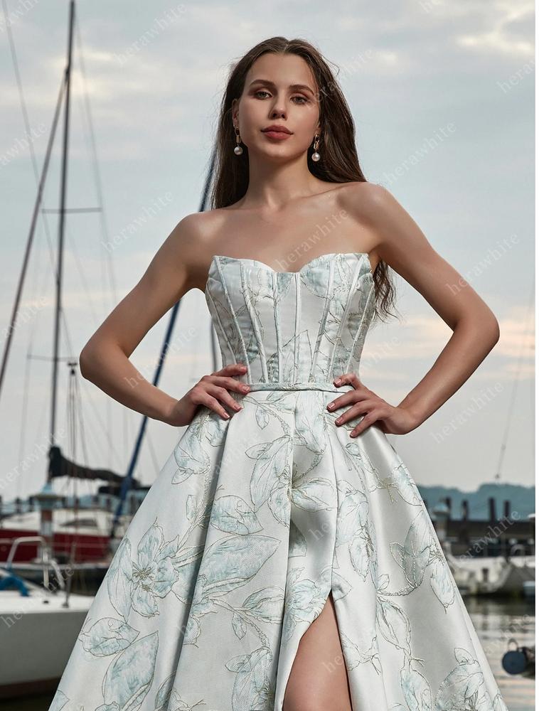 
                      
                        Satin Sleeveless A-Line Split And Grace Wedding Dress
                      
                    