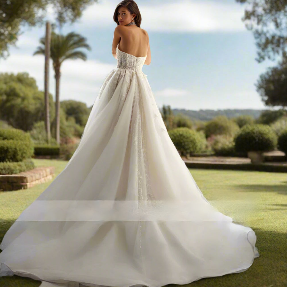 
                      
                        Exquisite Backless Strapless Flowers A Line Wedding Luxury Beaded Court Train Vintage Bridal Gown
                      
                    