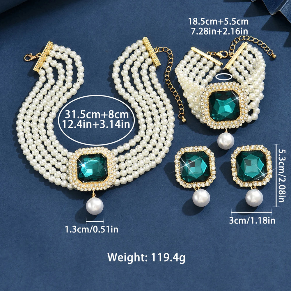 
                      
                        Pearl and emerald green gemstone jewelry set 
                      
                    