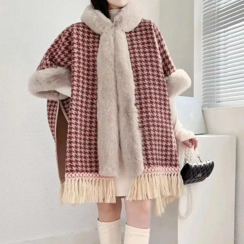 
                      
                        Women's Hooded Fleece-lined Thickened Loose-fit Cardigan Grid Pattern Woolen Fringe Jacket
                      
                    