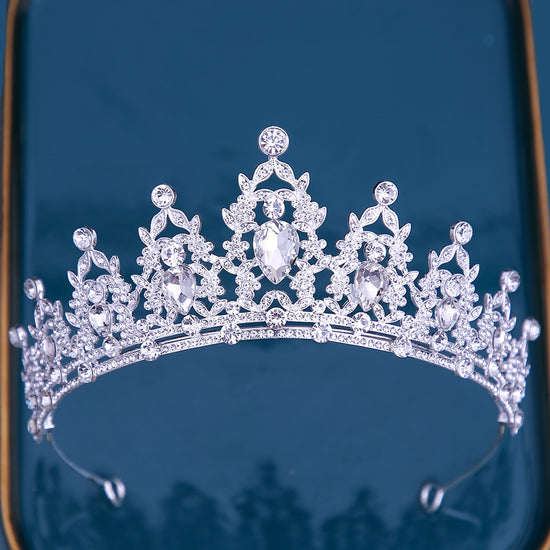Load image into Gallery viewer, Baroque Crystal Tiara Crown Wedding Pageant Hair Accessories
